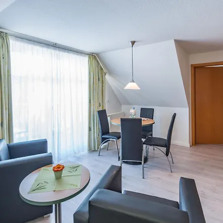 Aparthotel Am Weststrand Apartmenthaus Waldeck Kuehlungsborn