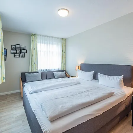 Am Weststrand Apartmenthaus Waldeck Kuehlungsborn