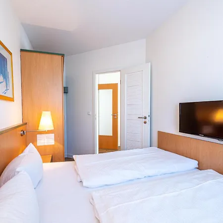 Am Weststrand Apartmenthaus Waldeck Aparthotel Kuehlungsborn
