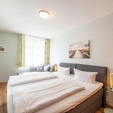 Aparthotel Am Weststrand Apartmenthaus Waldeck Kuehlungsborn