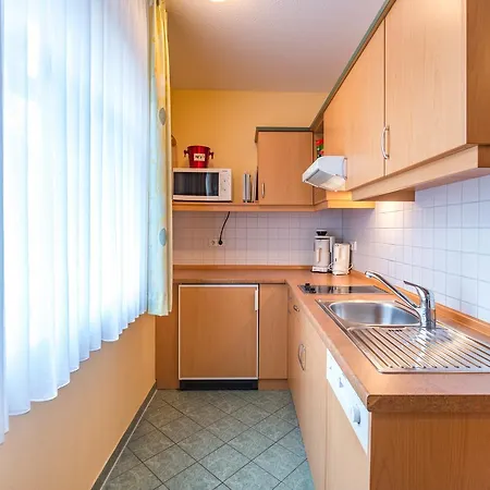 Am Weststrand Apartmenthaus Waldeck * Kuehlungsborn