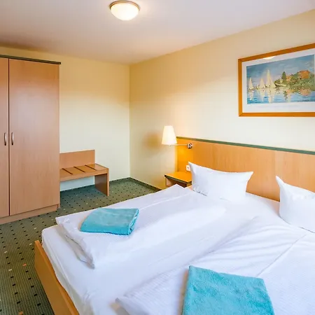 Am Weststrand Apartmenthaus Waldeck Aparthotel Kuehlungsborn
