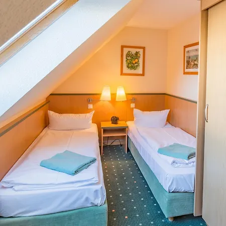 Am Weststrand Apartmenthaus Waldeck * Kuehlungsborn