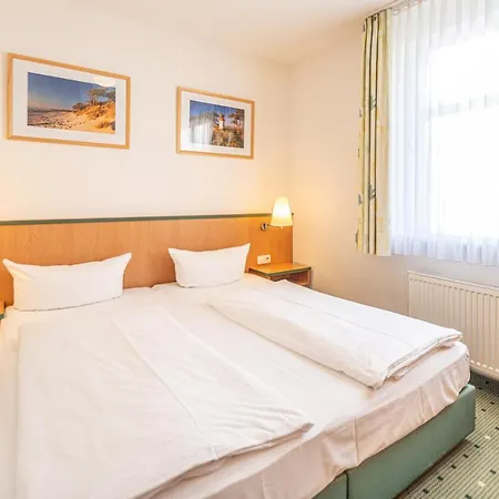 Am Weststrand Apartmenthaus Waldeck Ostseebad Kühlungsborn