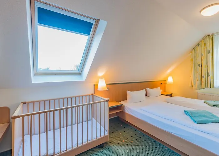 Am Weststrand Apartmenthaus Waldeck 4*