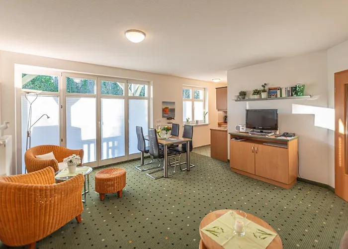 Aparthotel Am Weststrand Apartmenthaus Waldeck Ostseebad Kühlungsborn